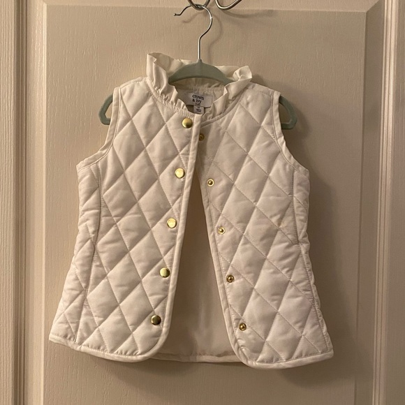 crown & ivy Other - Crown & Ivy Toddler Girls White Vest